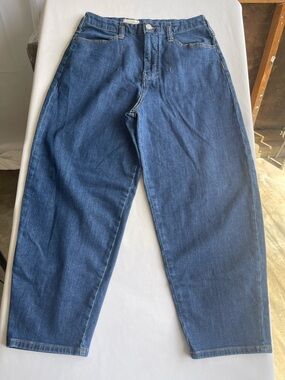 Pilcro Women's Dark Blue Cropped Relaxed Jeans